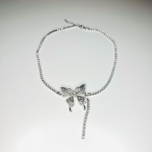 Butterfly Necklace - Picture 2 of 2